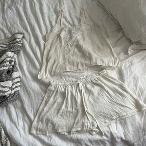 Nordstrom’s bridal pajama set size small